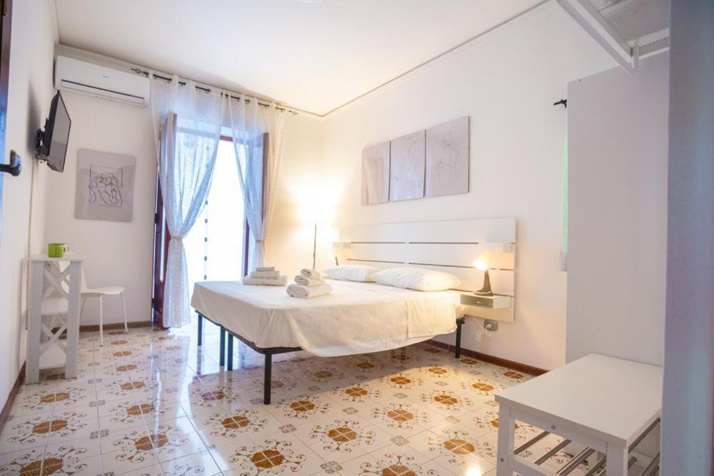 Villa Rosa Rooms Ischia Eksteriør billede